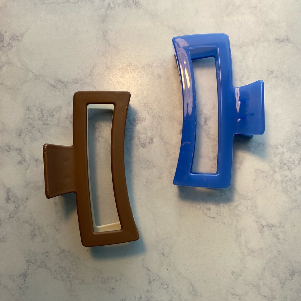 Jumbo Blue and Cream Hair Clips